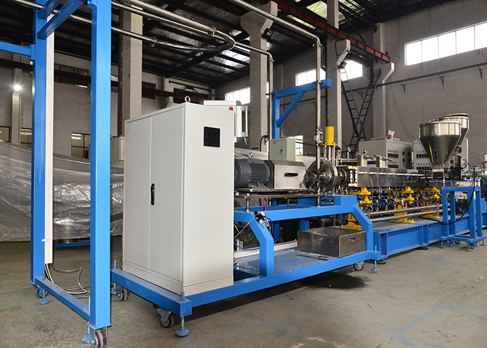 TPR橡塑共混造粒機